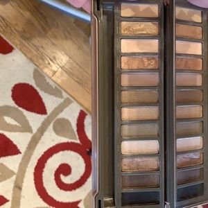 Urban Decay Naked 2